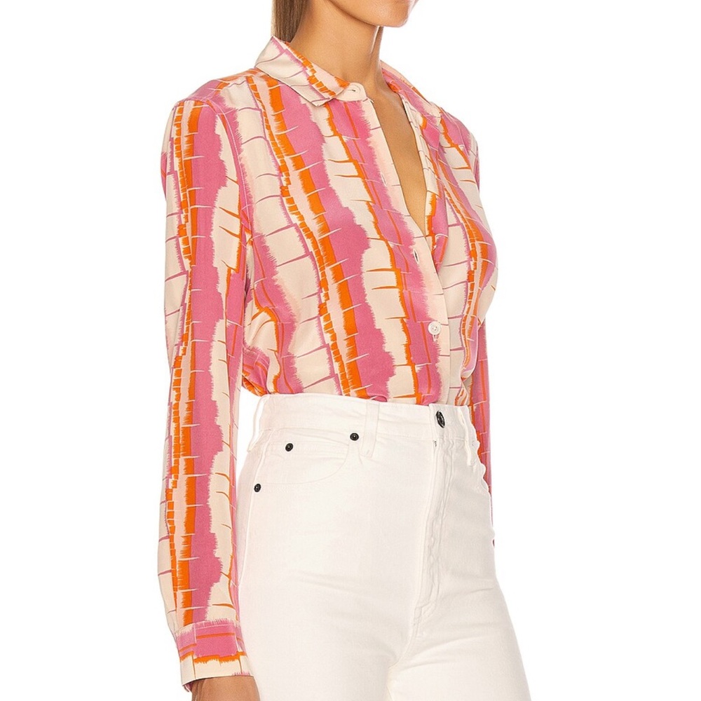 Equipment Essential Silk Blouse - Picture 2 of 14